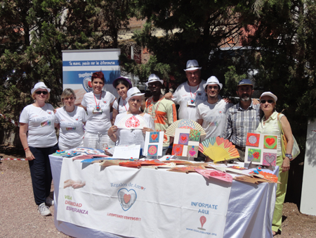 Vicepresidente de AESEC y voluntarios de Regalos de Amor